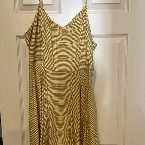 Old Navy Strapless Yellow Striped Dress